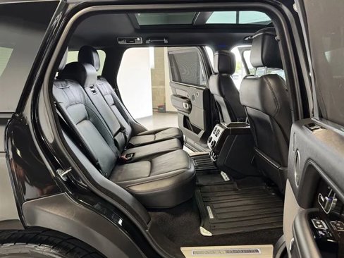 Used 2018 Land Rover Range Rover Long Wheelbase Supercharged image 26
