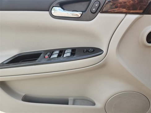 Used 2014 Chevrolet Impala LTZ image 29