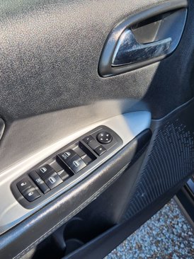 Used 2020 Dodge Journey SE w/ SE Popular Equipment Group image 15