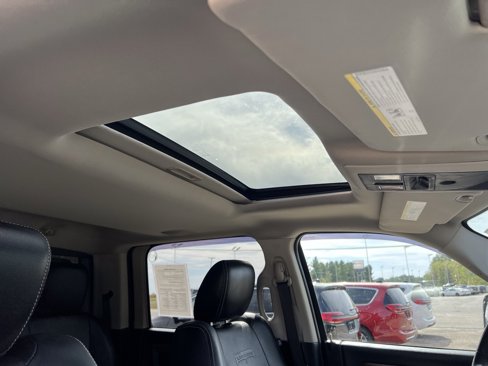 Used 2016 RAM 1500 Laramie w/ Convenience Group image 12