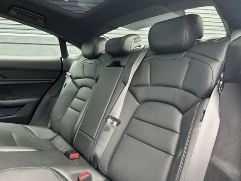 Certified 2020 Porsche Taycan 4S image 18