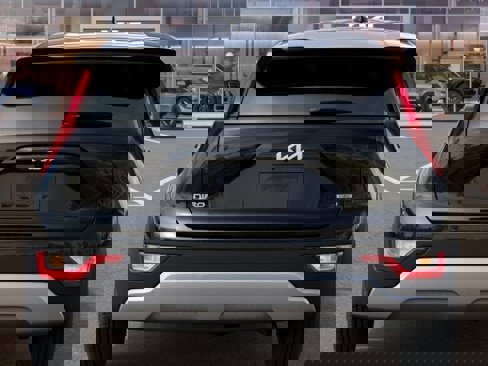 New 2025 Kia Niro LX image 13
