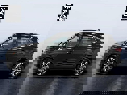 Used 2023 Ford Escape Platinum image 3