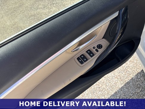 Used 2017 BMW 330i Sedan image 25