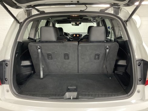 Certified 2020 Honda Pilot Touring image 10