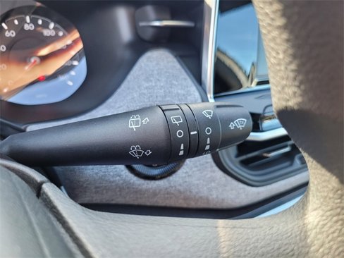 New 2025 Jeep Compass Sport image 30