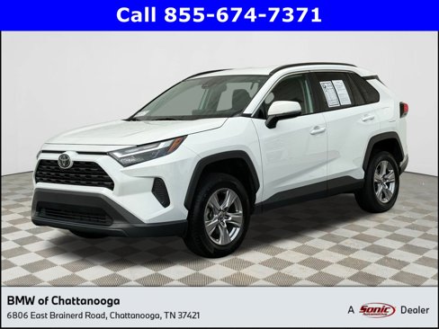 Used 2023 Toyota RAV4 XLE image 1