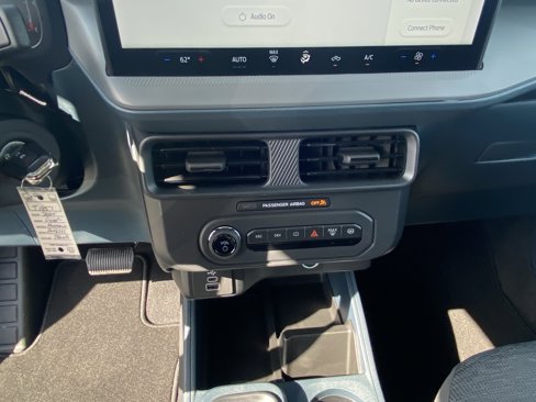 New 2025 Ford Maverick XL w/ Equipment Group 102A image 18
