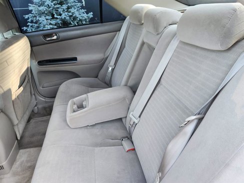Used 2005 Toyota Camry LE image 23