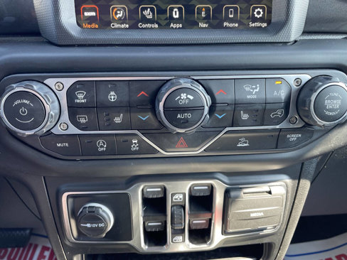 Used 2022 Jeep Wrangler Unlimited Sport image 22