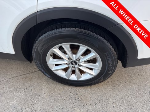 Used 2019 Kia Sorento LX w/ LX Convenience Package image 31