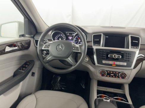 Used 2015 Mercedes-Benz ML 350 2WD image 28