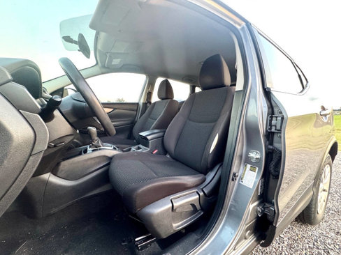 Used 2019 Nissan Rogue Sport S image 13