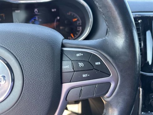 Used 2019 Jeep Grand Cherokee Limited w/ Luxury Group II image 27