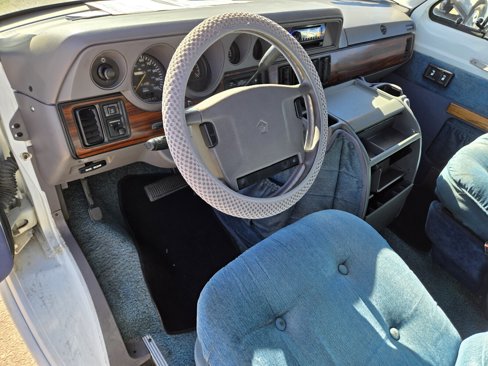 Used 1994 Dodge B2500 image 8