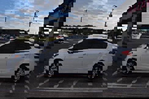 Used 2016 Kia Forte LX image 5