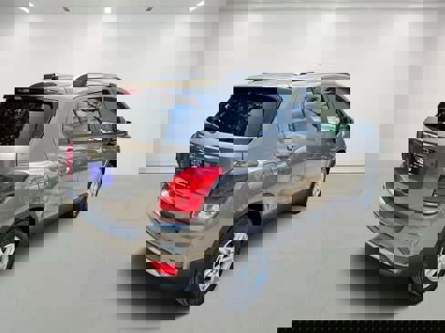 Certified 2021 Chevrolet Trax LT w/ Driver Confidence Package image 6