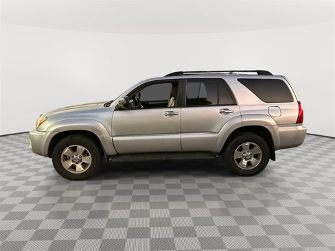 Used 2006 Toyota 4Runner SR5 image 5