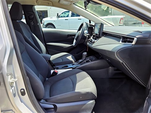 Used 2022 Toyota Corolla LE image 16