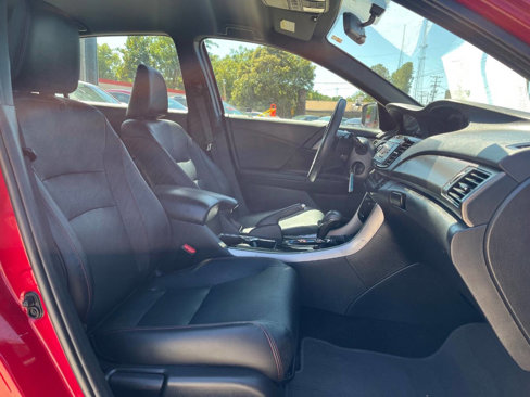 Used 2017 Honda Accord Sport Special Edition image 17