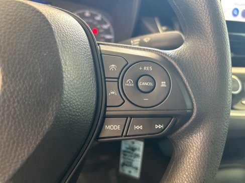 Used 2024 Toyota Corolla LE image 38