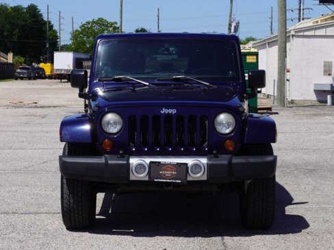 Used 2013 Jeep Wrangler Unlimited Sahara w/ Connectivity Group image 8