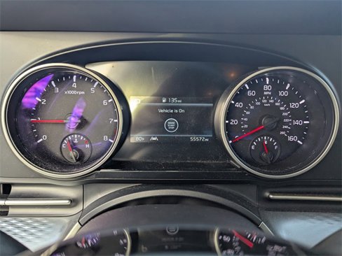 Used 2022 Kia Carnival LX image 19