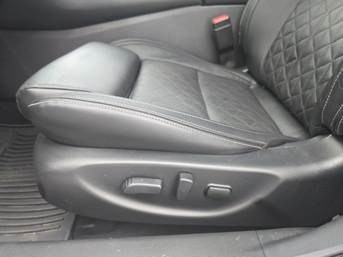 Used 2021 Nissan Maxima Platinum w/ Sport Mat Group image 28