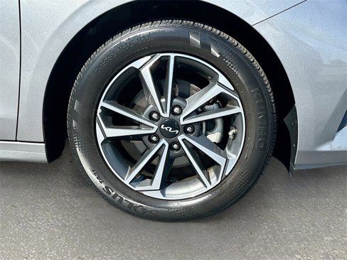 Certified 2023 Kia Forte LXS image 28