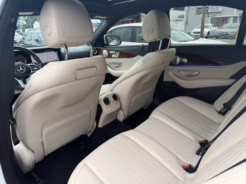 Used 2019 Mercedes-Benz E 300 4MATIC w/ Premium 1 Package image 36