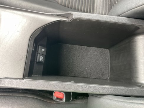 Used 2022 Toyota Camry SE image 12