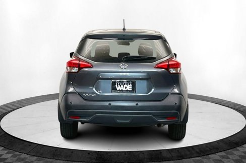 Used 2020 Nissan Kicks S image 5