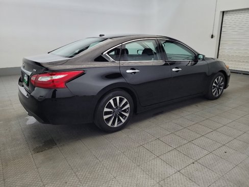 Used 2017 Nissan Altima 2.5 SV image 10