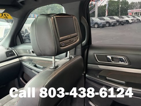 Used 2018 Ford Explorer XLT w/ Equipment Group 202A image 18