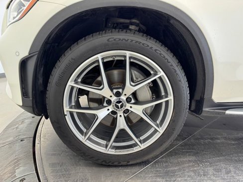 Certified 2021 Mercedes-Benz GLC 300 image 10