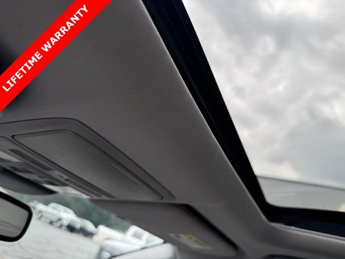 Used 2018 Honda CR-V Touring image 27
