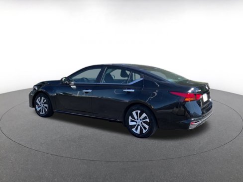 Used 2023 Nissan Altima 2.5 S image 10