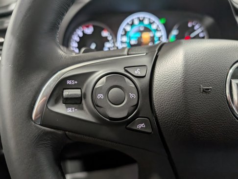 Used 2018 Buick LaCrosse Essence image 21