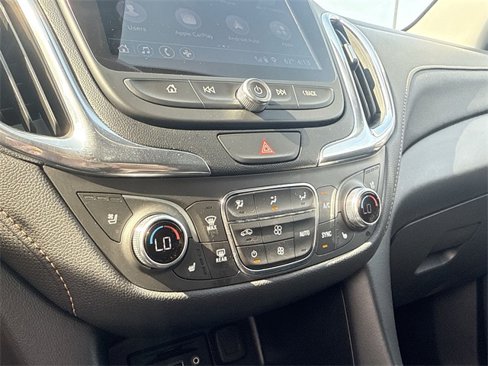 Used 2019 Chevrolet Equinox Premier image 18