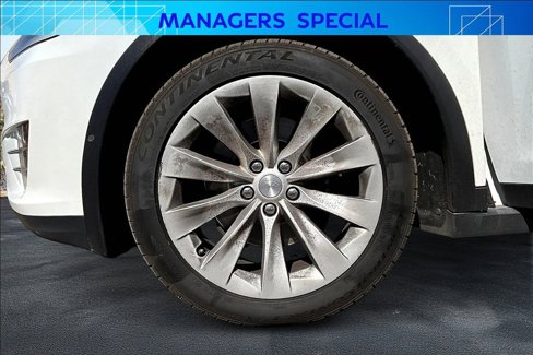Used 2020 Tesla Model X Long Range image 9