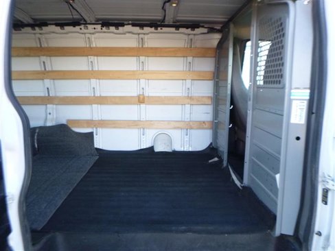 Used 2015 GMC Savana 2500 image 6