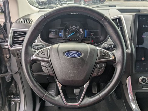 Used 2024 Ford Edge Titanium image 20