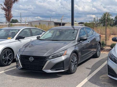 Certified 2024 Nissan Altima 2.5 SV image 4