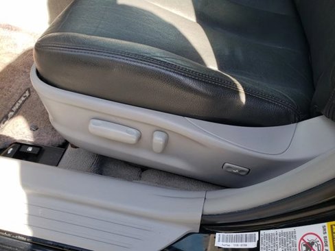 Used 2010 Toyota Camry image 14