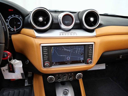 Certified 2017 Ferrari California T image 24