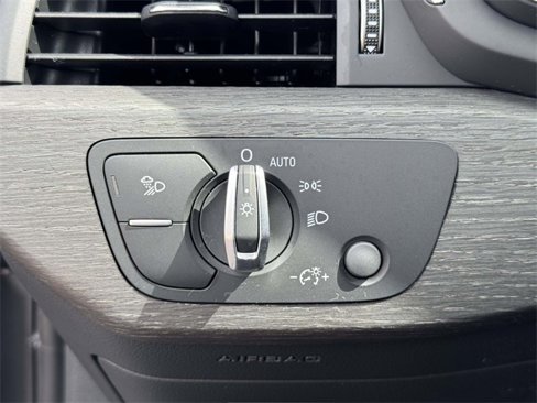 Used 2024 Audi A4 2.0T Premium image 20
