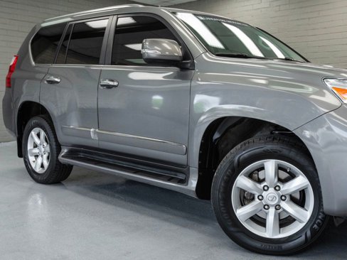 Used 2013 Lexus GX 460 image 7