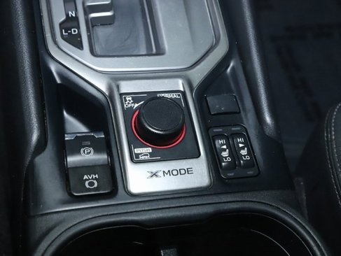 Used 2020 Subaru Forester Premium image 30