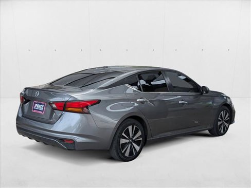 Used 2021 Nissan Altima 2.5 SV image 5