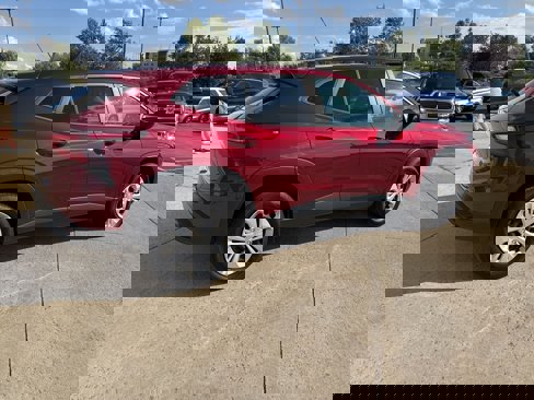 Used 2025 Chevrolet Trax LS image 4